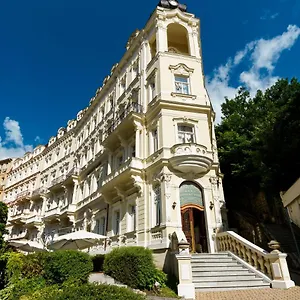 https://anglicky-dvur.marianskelaznehotels.net